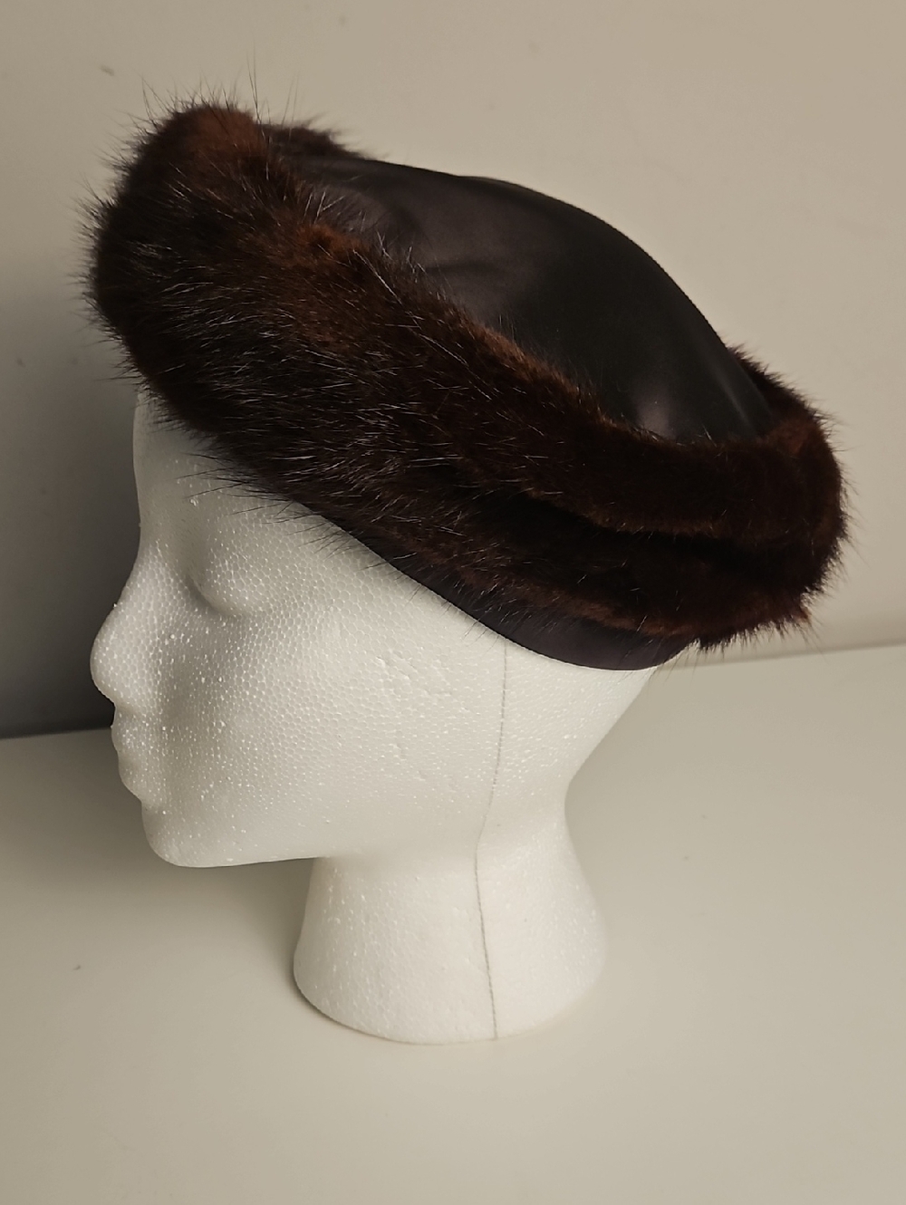 Vintage Vincent De Koven Dark Brown Mink Fur Trim Beret Pillbox Hat